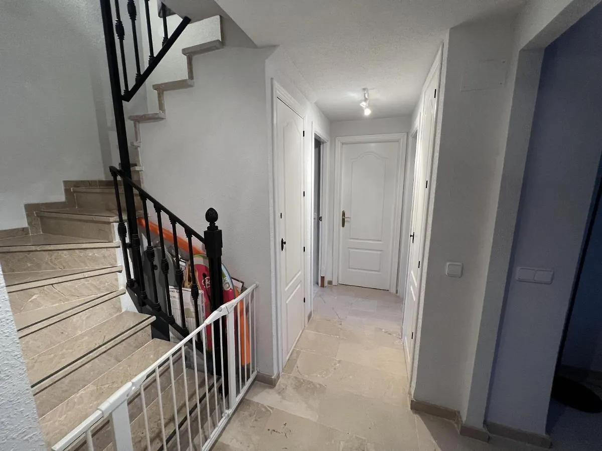 アパート Lovely Penthouse Casares Costa - 500 Meters From The Beach Bahia de Casares スペイン